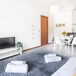 Apartamento Con Giardino