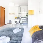 Con Giardino Lägenhet